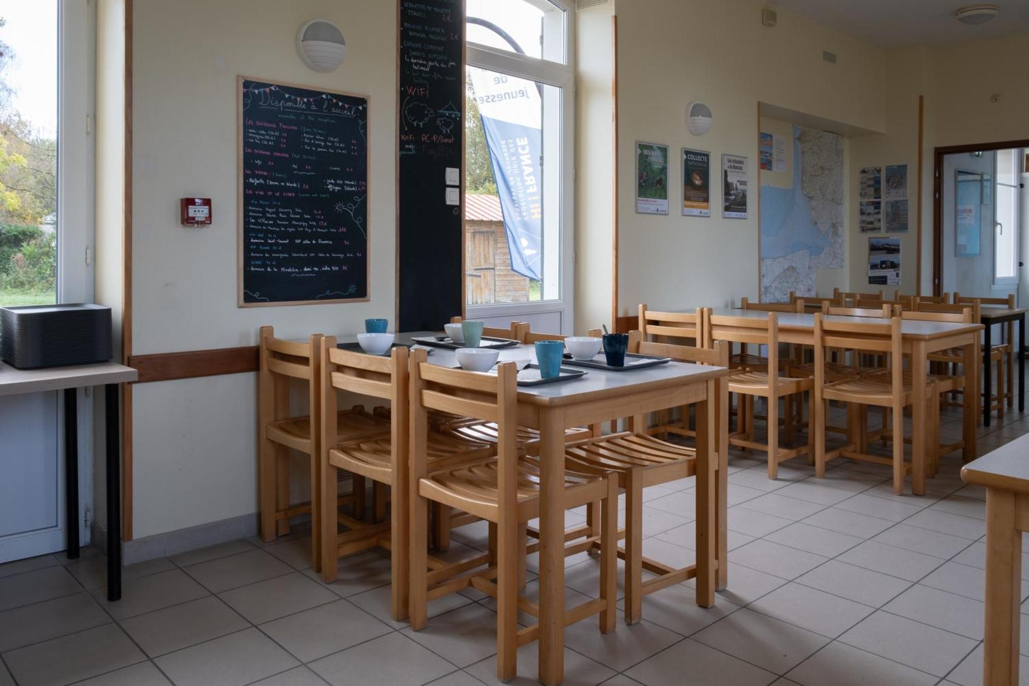 Auberge De Jeunesse Hi Genêts Zewnętrze zdjęcie